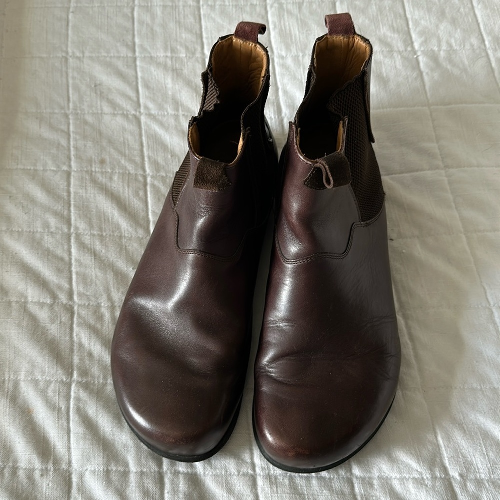 Birkenstock brown leather Chelsea boot in excellent condition